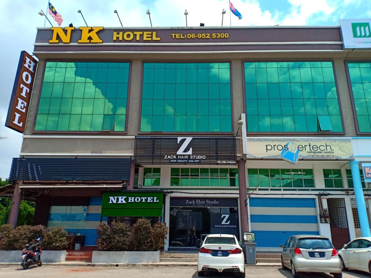 N K Hotel Muar Eksteriør billede