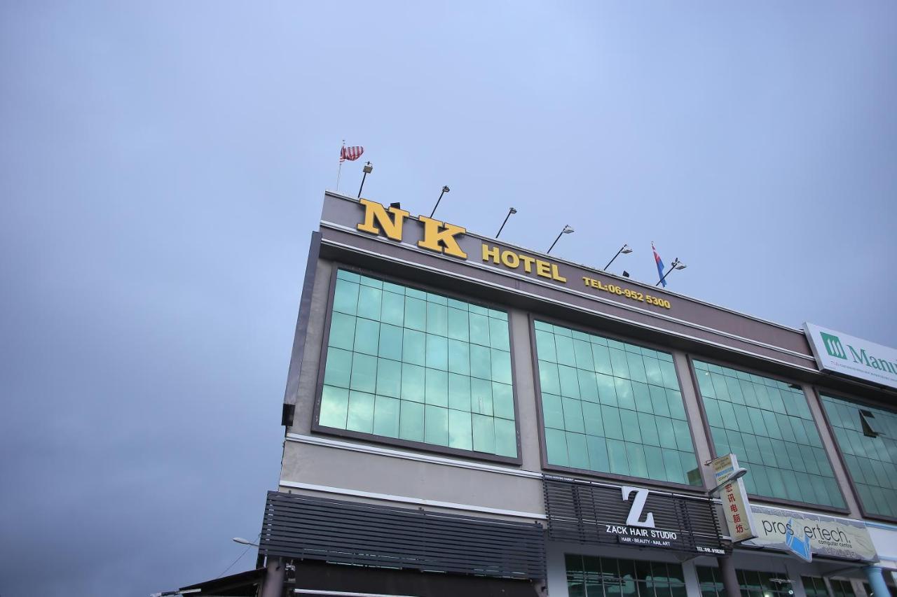 N K Hotel Muar Eksteriør billede